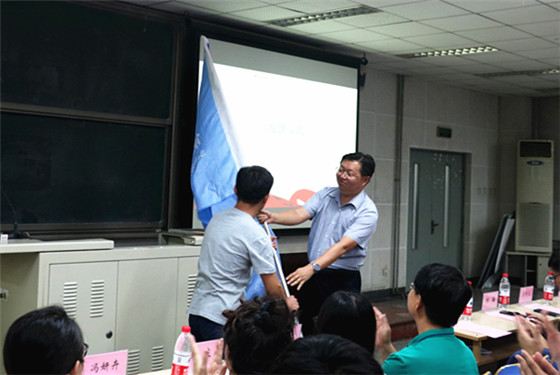 20170911awc77万象城官网2017级研究生新生开学典礼成功召开 (18)_副本.jpg
