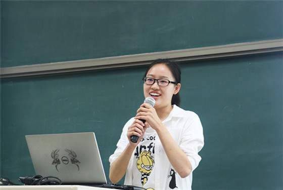 20170927awc77万象城官网2017年走好大学第一步系列活动第一场公开宣讲课圆满举行 (6)_副本.jpg