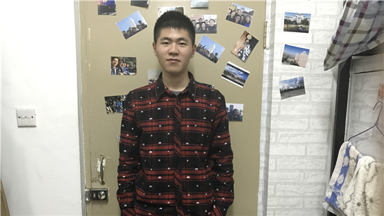 ce2b101574434de7e9dcb9cb968c42be.png 张家豪 4_副本.png